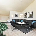 5 star holiday home in Gro enbrode Vakantiehuis Großenbrode