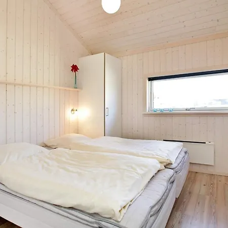 Holiday home 8 Person Holiday Home In Gro Enbrode *