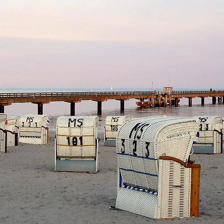 Сasa de vacaciones 8 Person In *